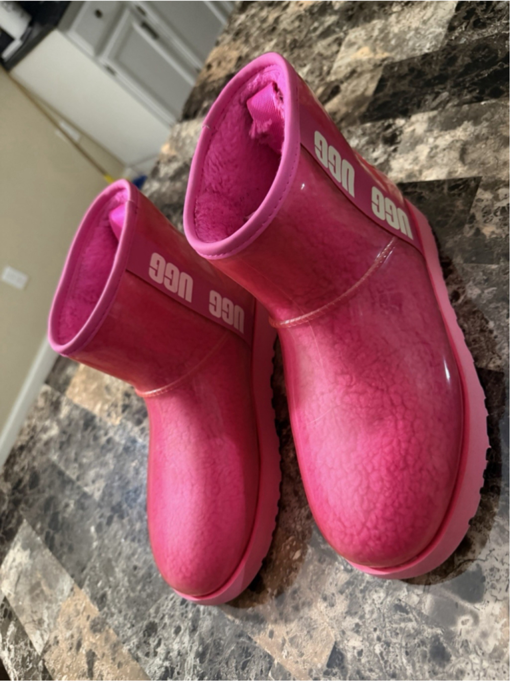 Ugg Classic Clear Mini Winter Snow Rain Boots Size 9 Pink - Picture 11 of 16